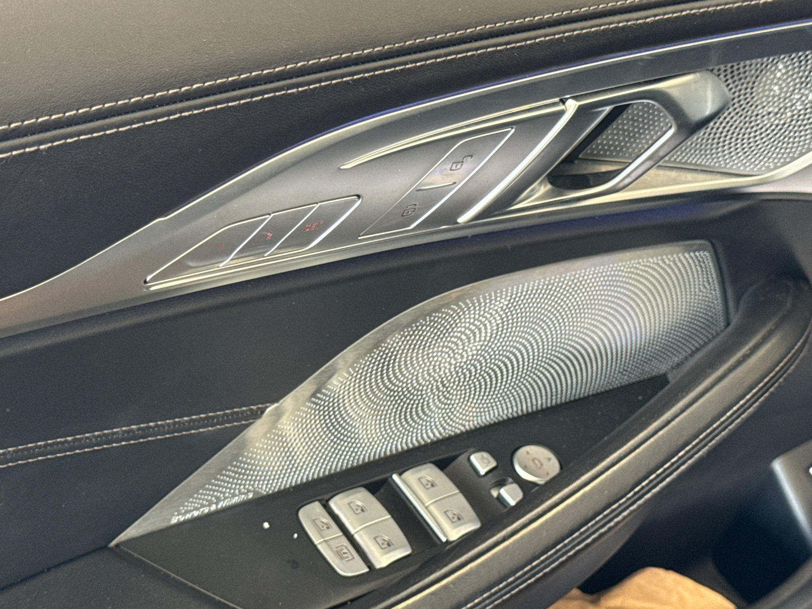 Used 2023 BMW ALPINA B8 xDrive Gran Coupe AWD/4WD image 17