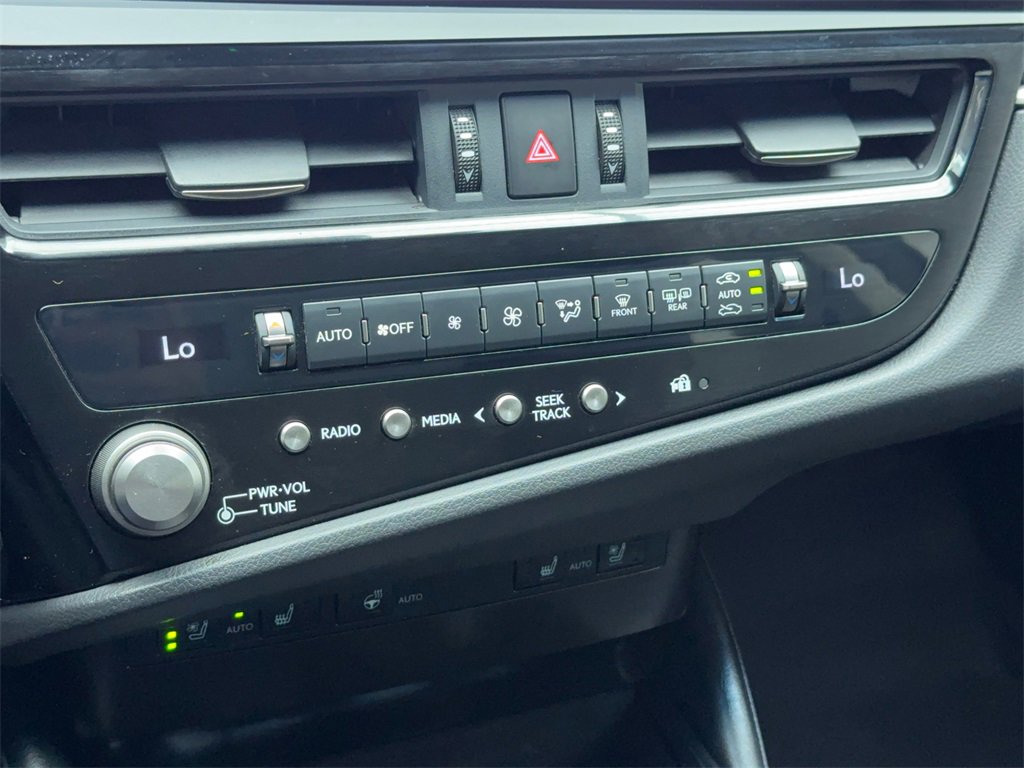 Used 2023 Lexus ES 350 w/ Premium Package image 28