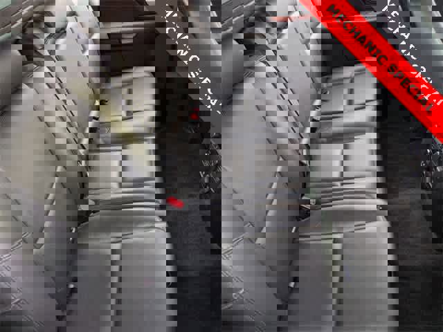 Used 2013 Chevrolet Avalanche LTZ image 21