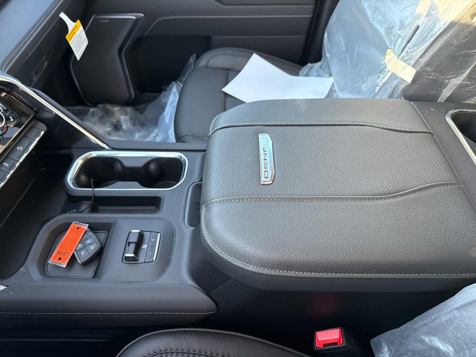 New 2026 GMC Sierra 2500 Denali w/ Denali Reserve Package image 23