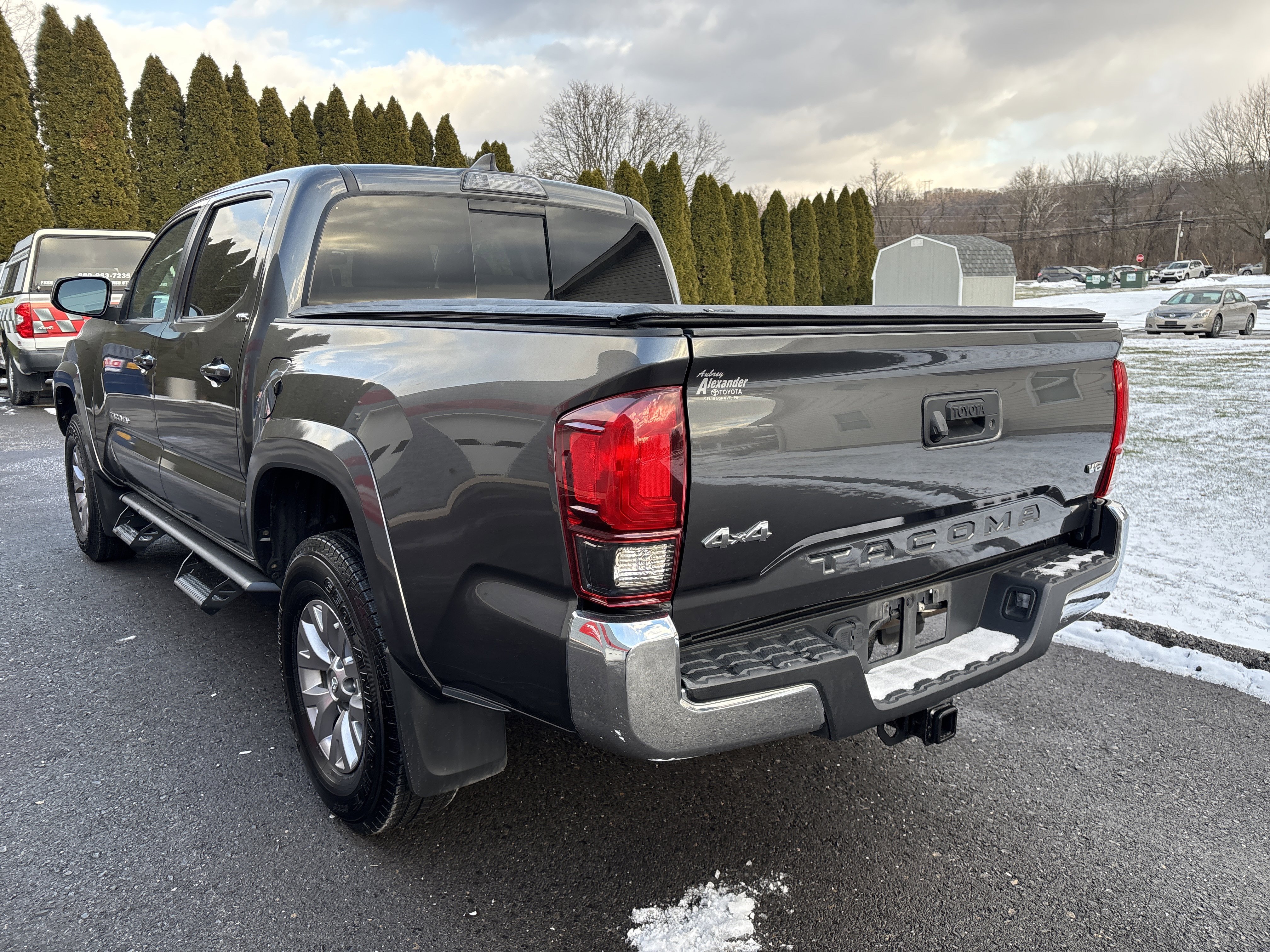 Used 2019 Toyota Tacoma SR5 image 5