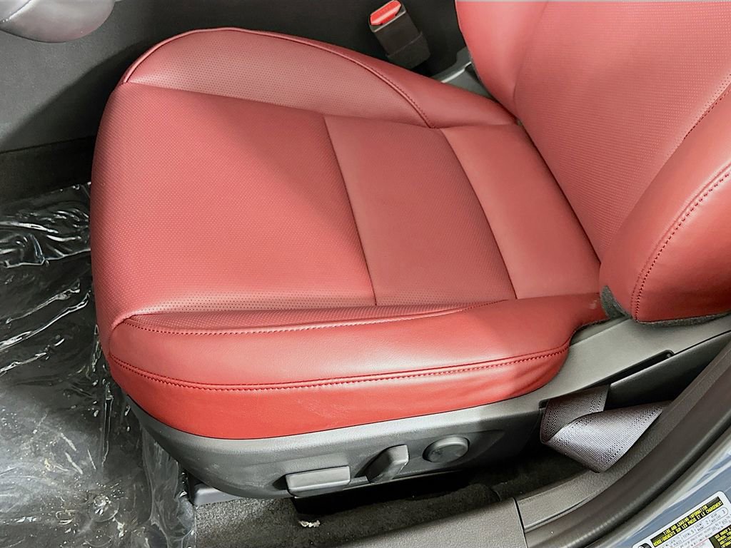 New 2026 MAZDA MAZDA3 Hatchback w/Premium Plus Pkg image 26