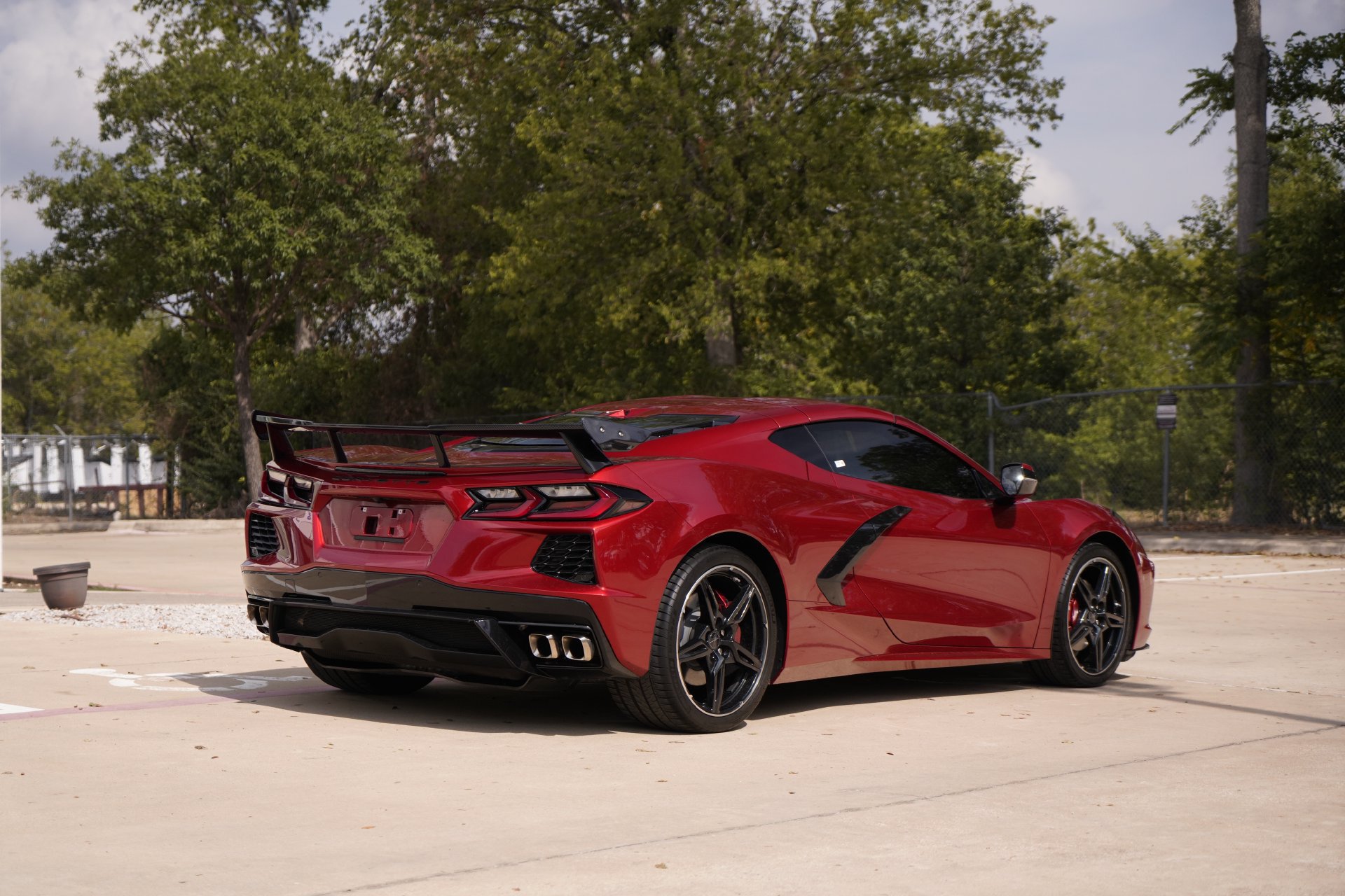 Used 2021 Chevrolet Corvette Stingray Preferred Cpe w/ Engine Appearance Package RWD image 5