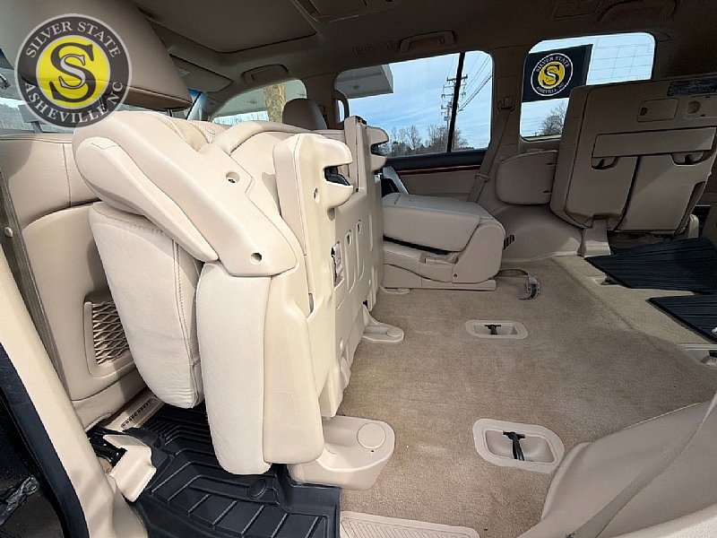 Used 2013 Toyota Land Cruiser AWD/4WD image 17