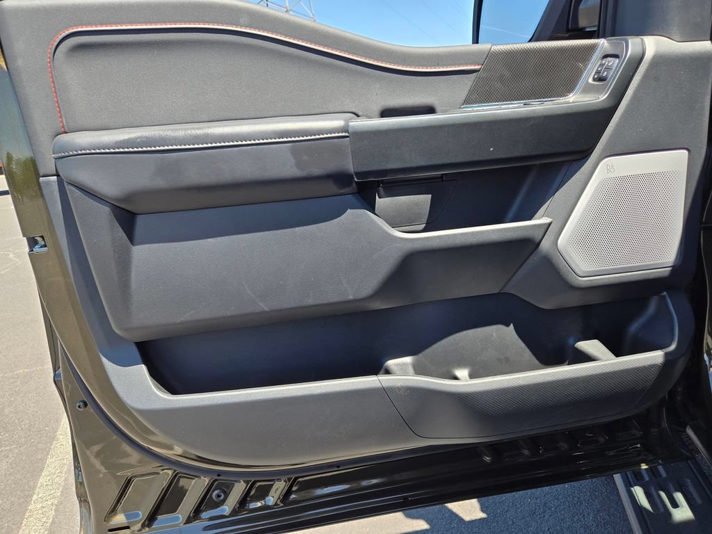 Used 2025 Ford F150 Raptor AWD/4WD image 17