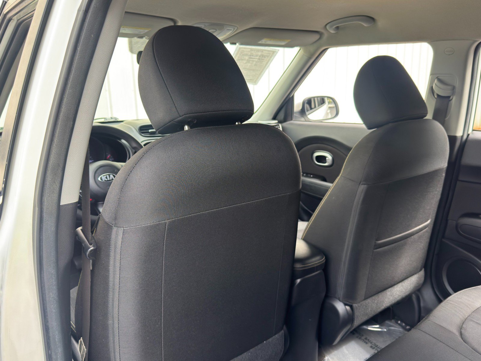 Used 2016 Kia Soul + FWD image 27