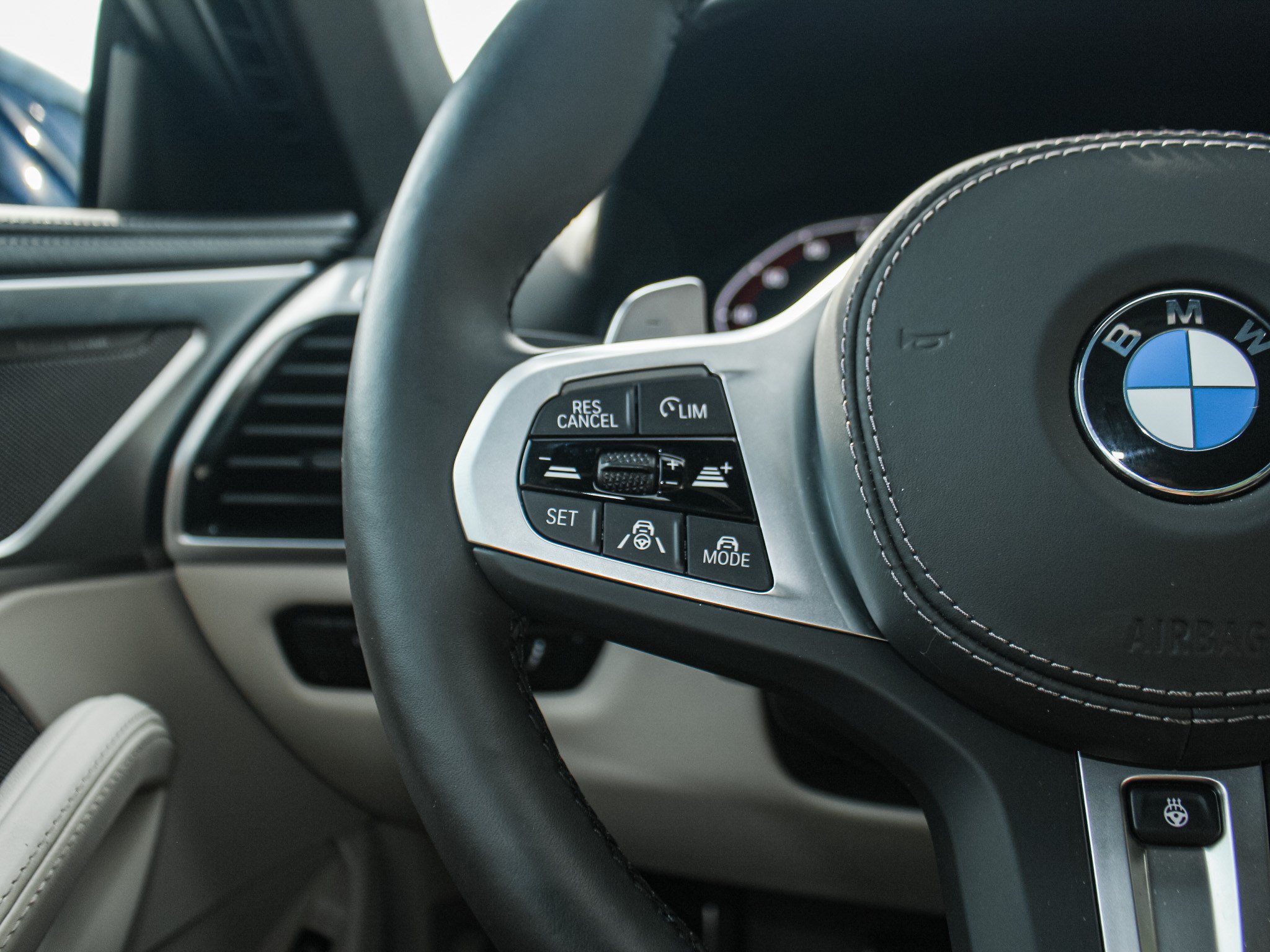 Used 2026 BMW 840i Coupe RWD image 19