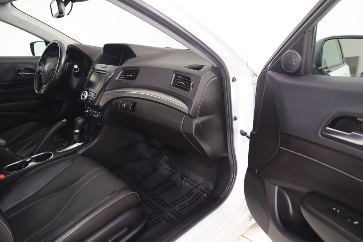 Used 2019 Acura ILX FWD image 41