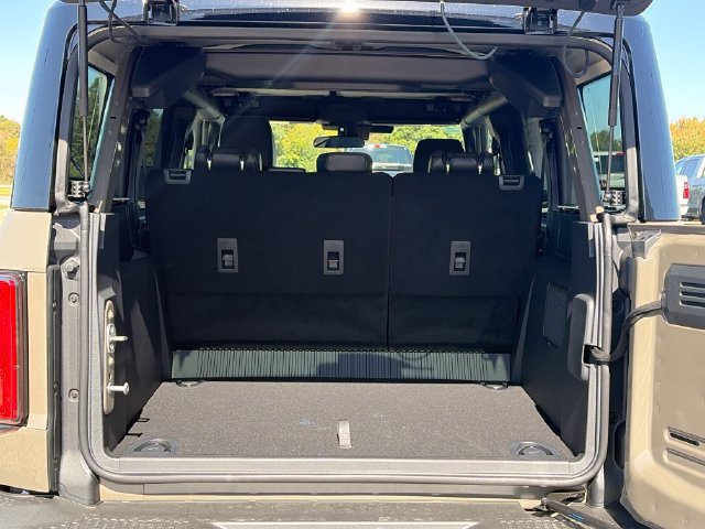 New 2026 Ford Bronco Badlands w/ Sasquatch Package AWD/4WD image 8