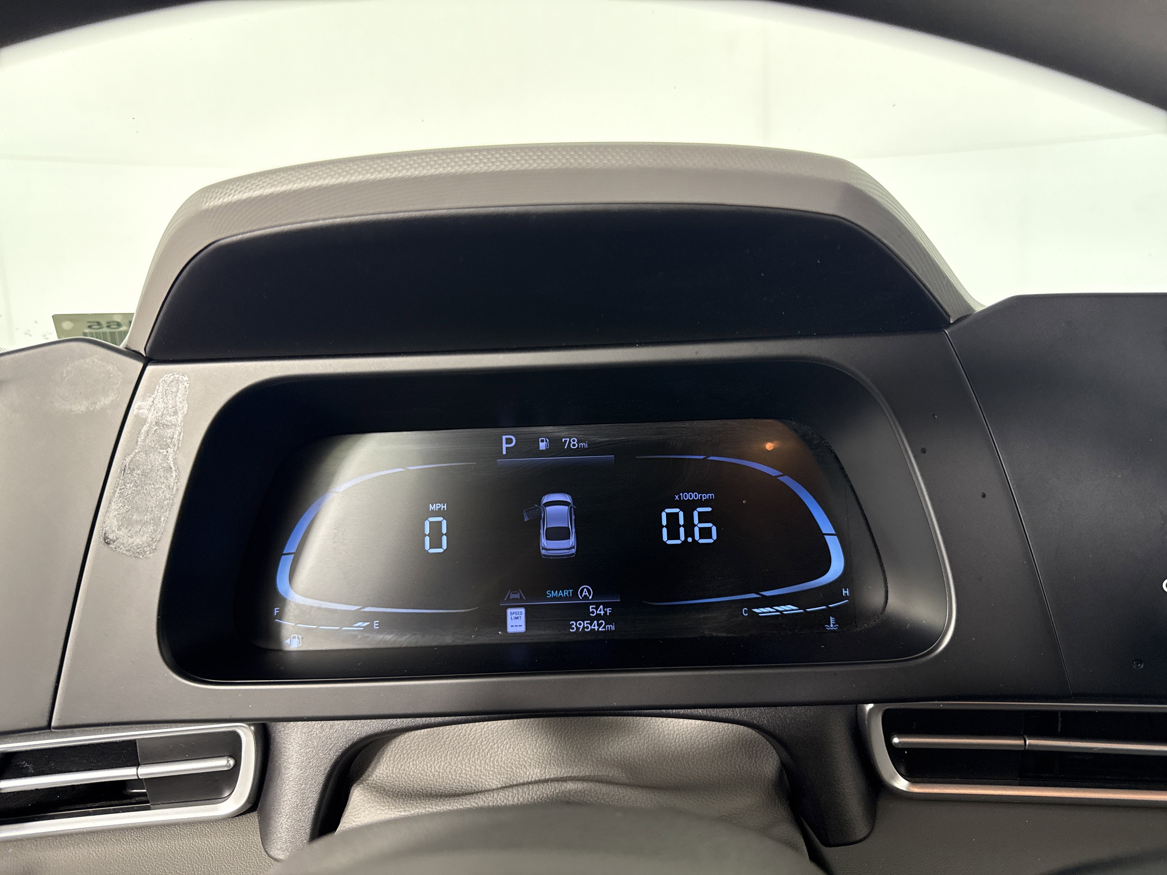 Used 2024 Hyundai Elantra SE image 24