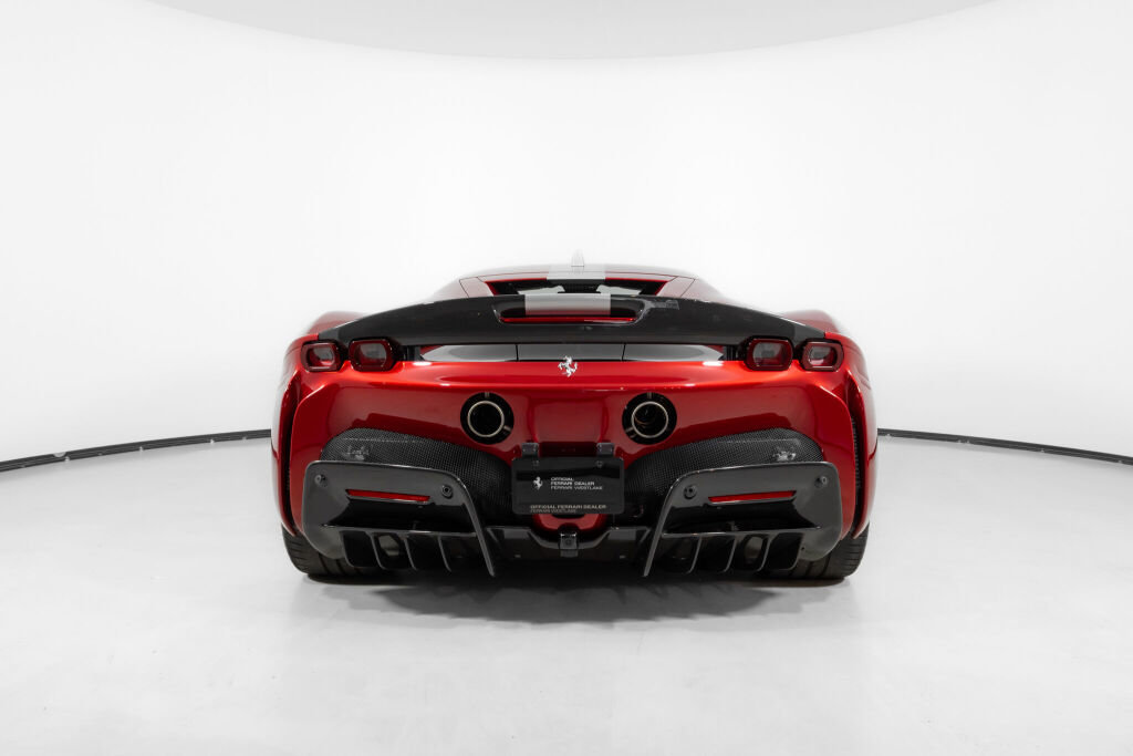 Used 2023 Ferrari SF90 Stradale image 9