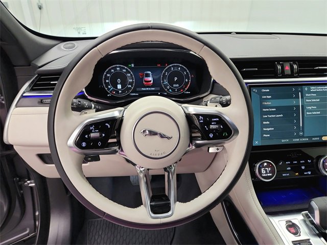 Used 2025 Jaguar F-PACE R-Dynamic S image 21