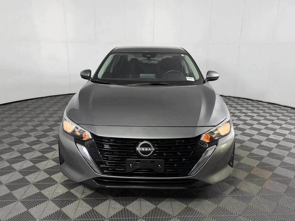 Used 2025 Nissan Sentra SV FWD image 3