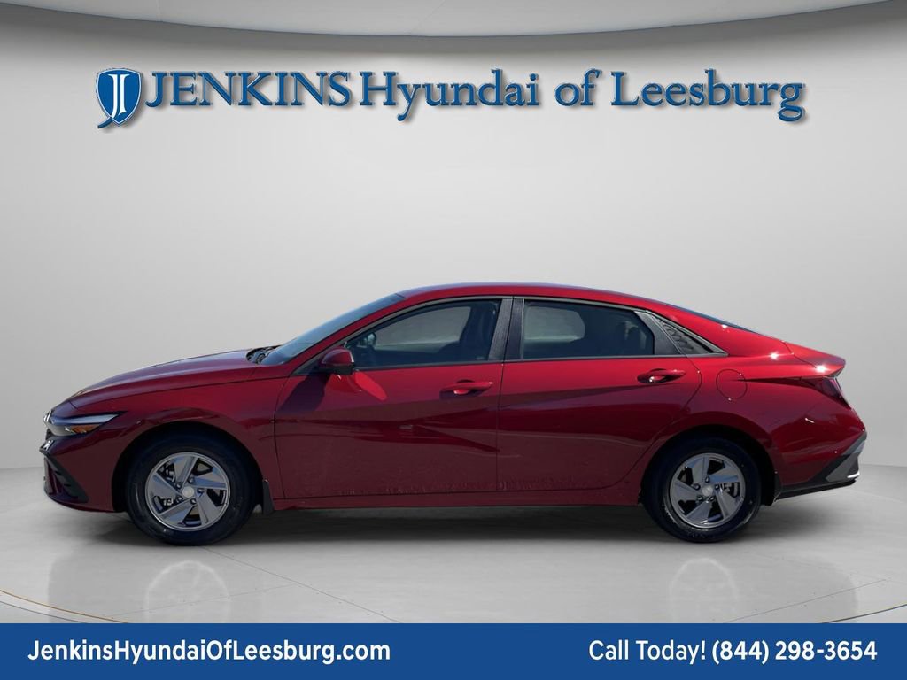 New 2026 Hyundai Elantra SE image 5