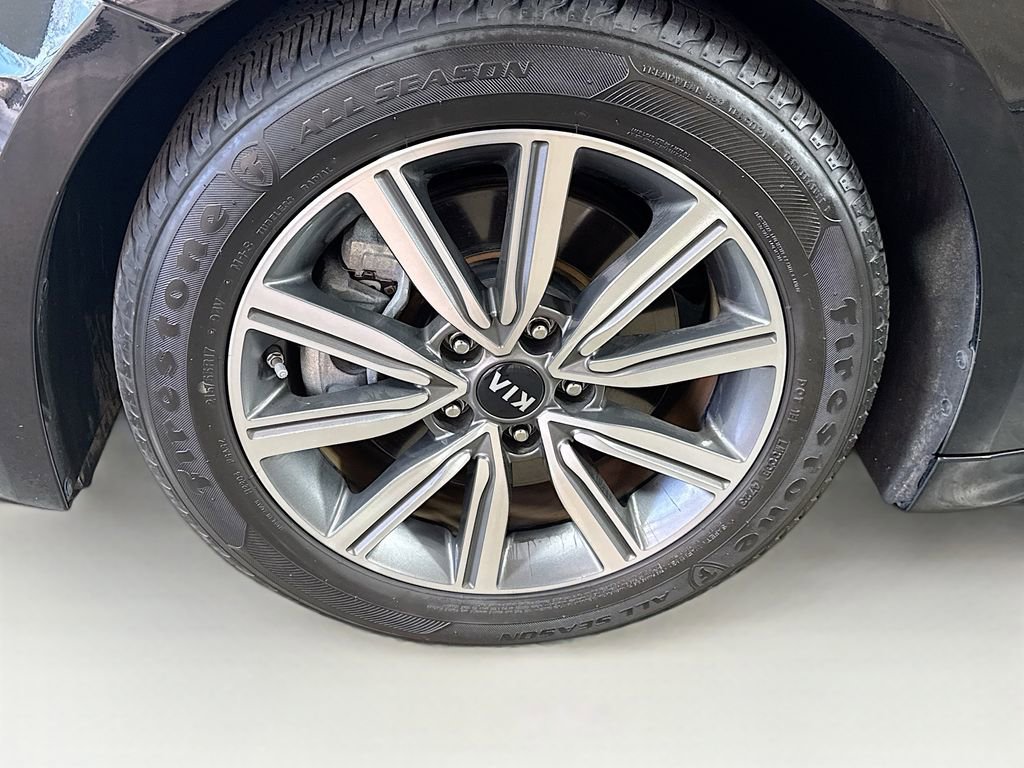 Used 2020 Kia Optima EX image 37