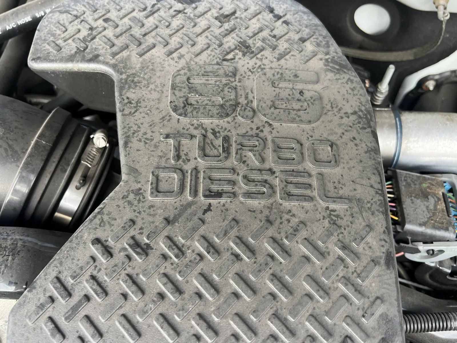 Used 2005 GMC Sierra 3500 SLT w/ Heavy-Duty Power Package image 30