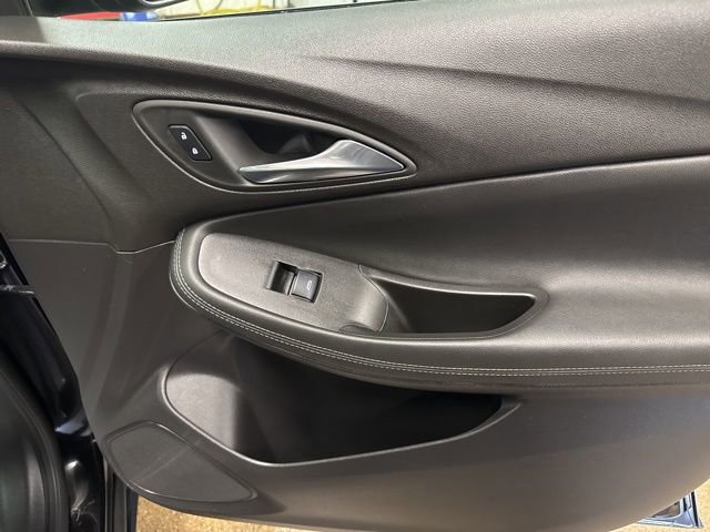 Used 2023 Buick Encore GX Essence w/ Experience Buick Package image 26