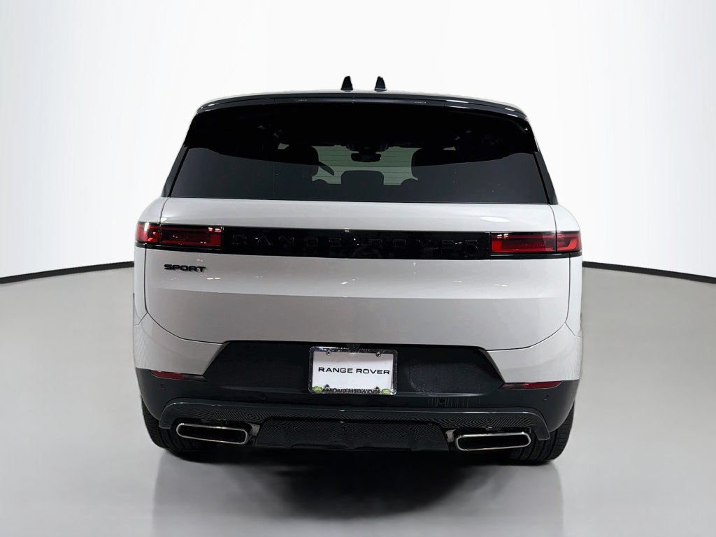 New 2027 Land Rover Range Rover Sport SE AWD/4WD image 6