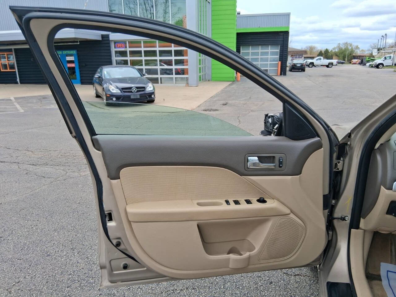 Used 2008 Mercury Milan Premier FWD image 13