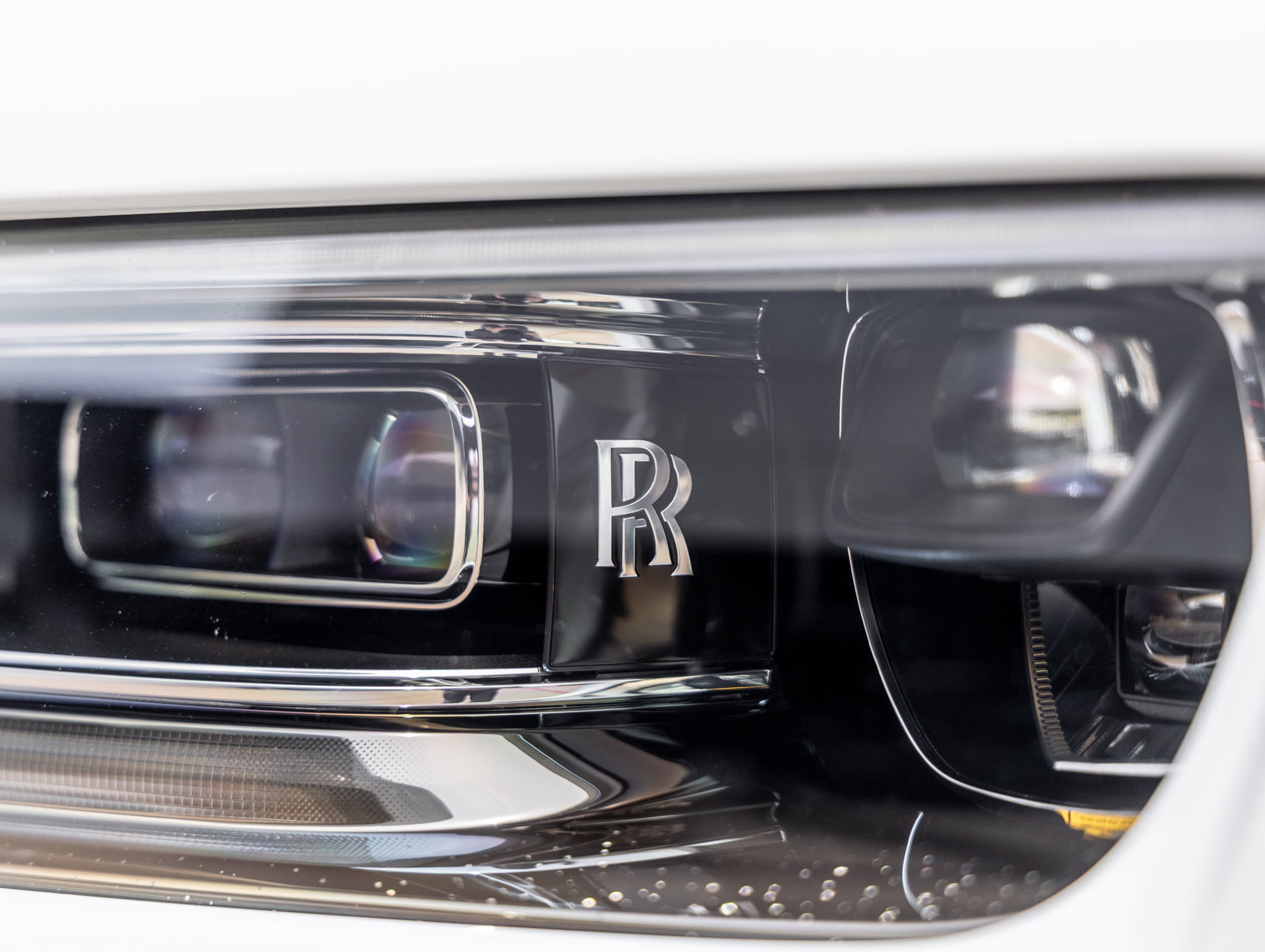 Used 2023 Rolls-Royce Phantom Extended Wheelbase w/ Leather Finishing Pack RWD image 22