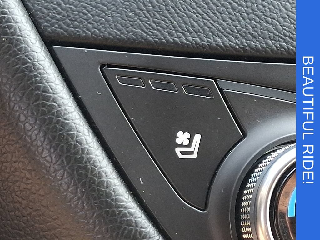 Certified 2017 Chevrolet Malibu Premier FWD image 23