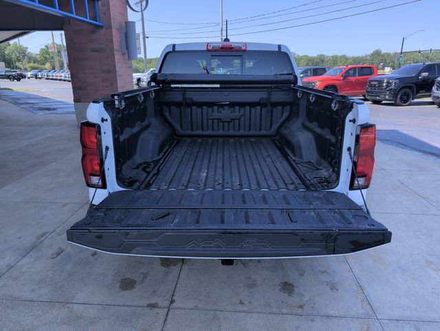 Used 2026 Chevrolet Colorado Z71 AWD/4WD image 21