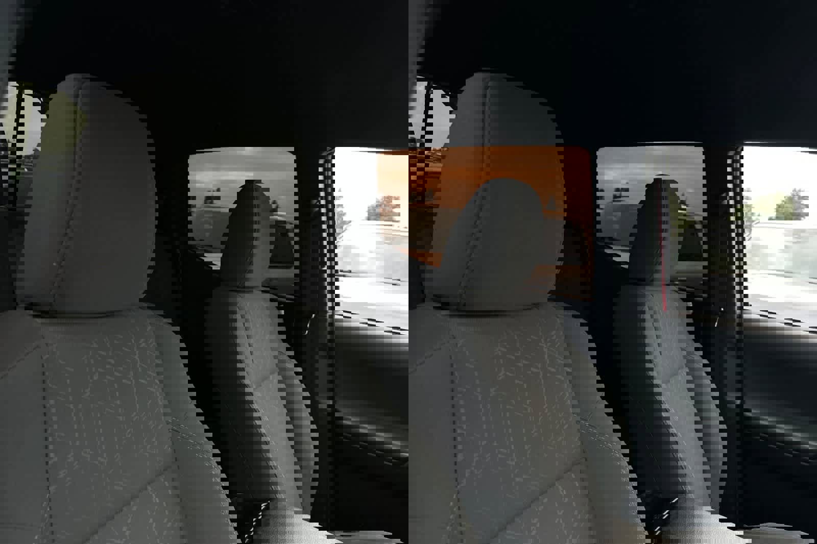 Used 2019 Toyota Tacoma TRD Sport image 18