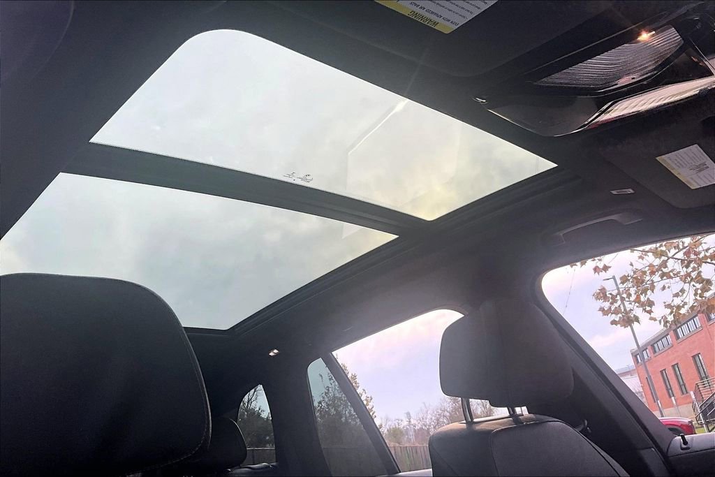 Used 2022 BMW X5 sDrive40i w/ M Sport Package image 22