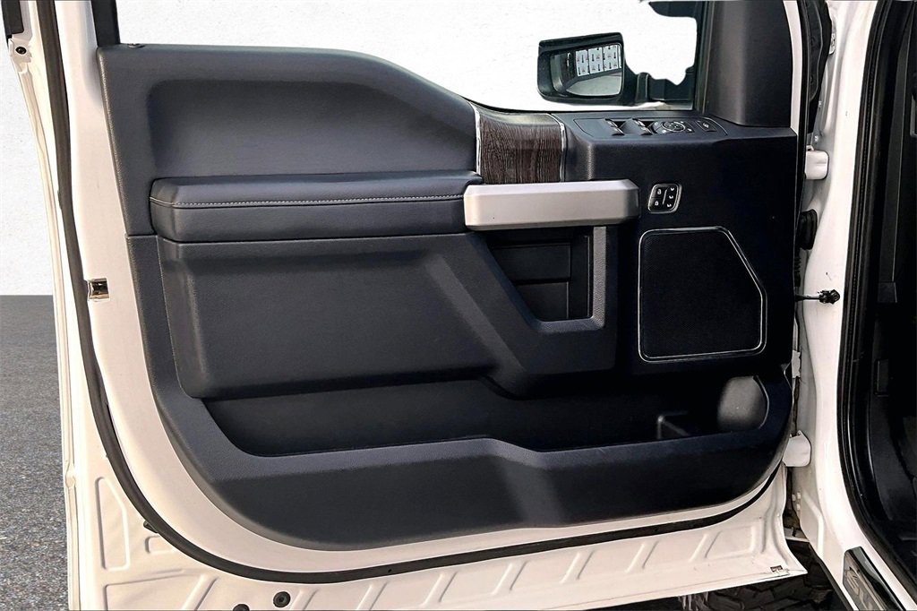 Used 2020 Ford F250 Lariat image 20