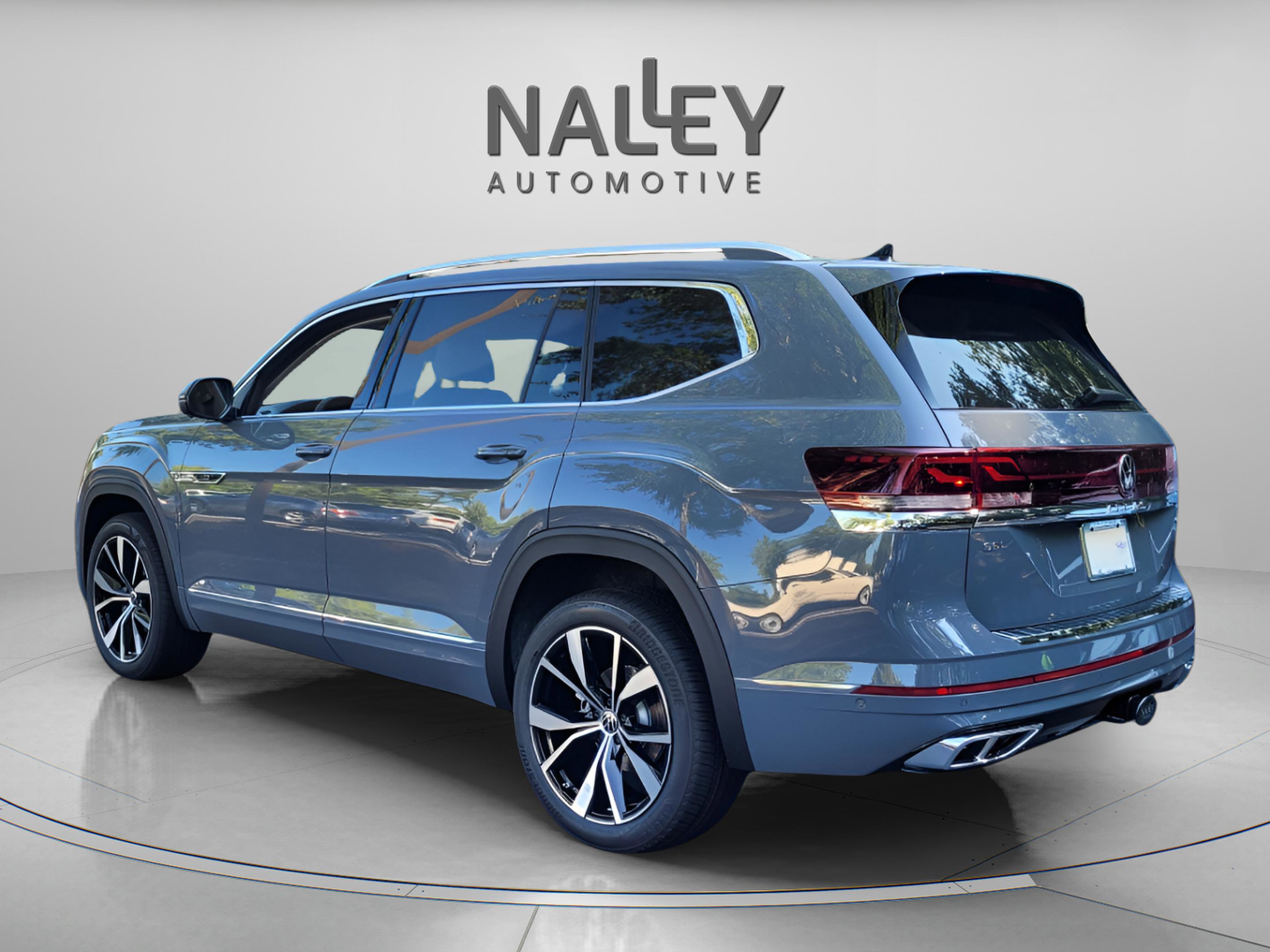 New 2026 Volkswagen Atlas SEL Premium R-Line image 3