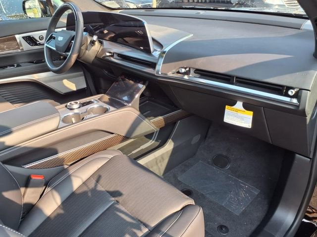 New 2026 Cadillac Vistiq Sport image 25