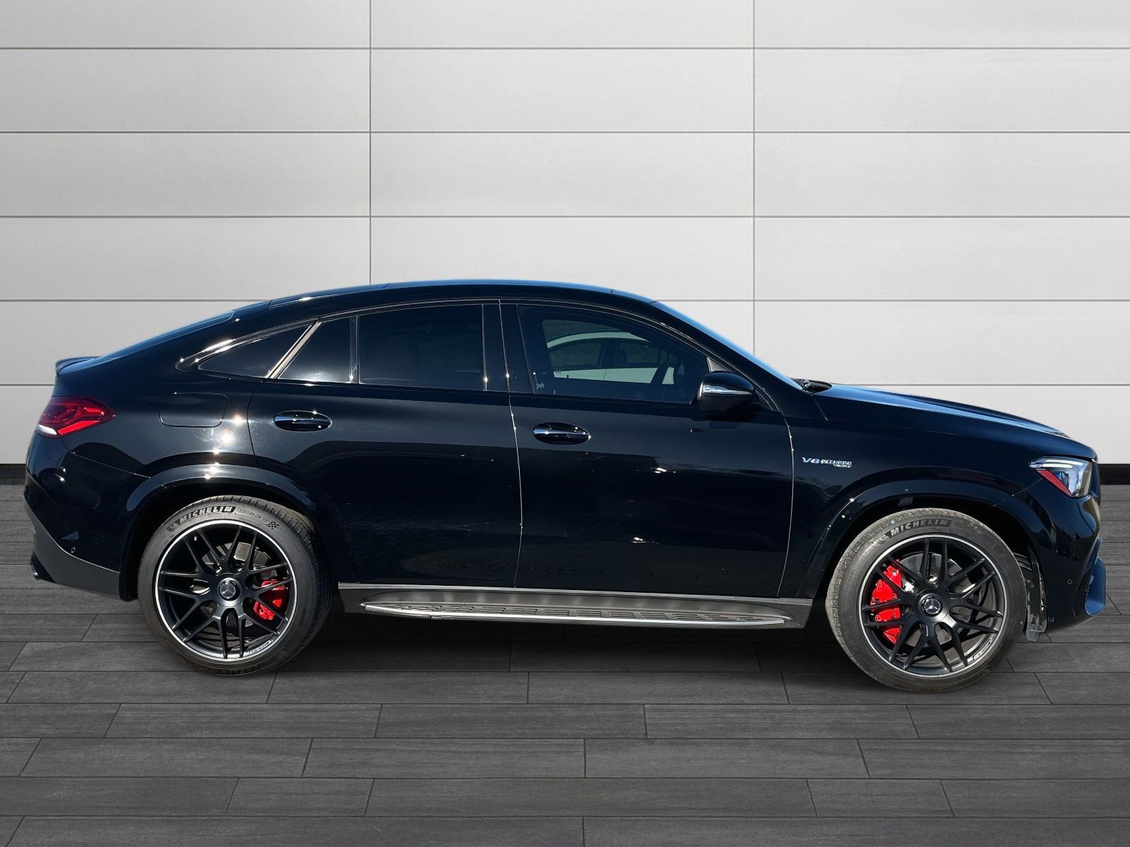 Certified 2022 Mercedes-Benz GLE 63 AMG S image 2