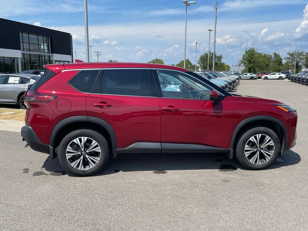 Used 2021 Nissan Rogue SV AWD/4WD image 8