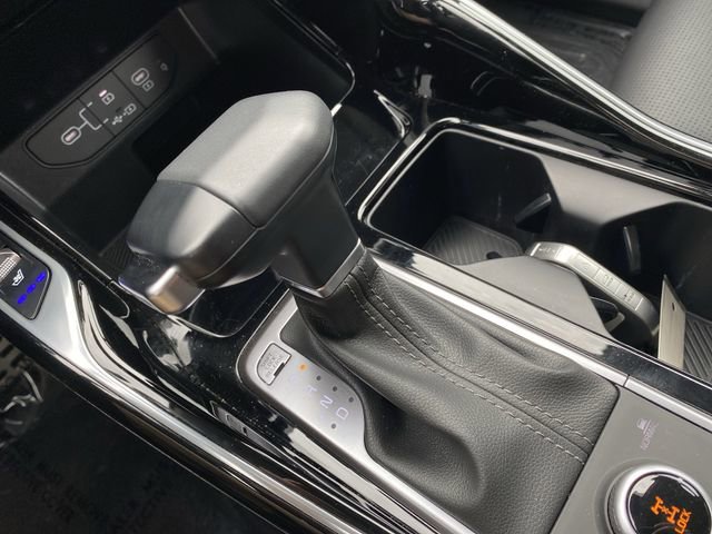 Certified 2025 Kia Sorento SX image 23