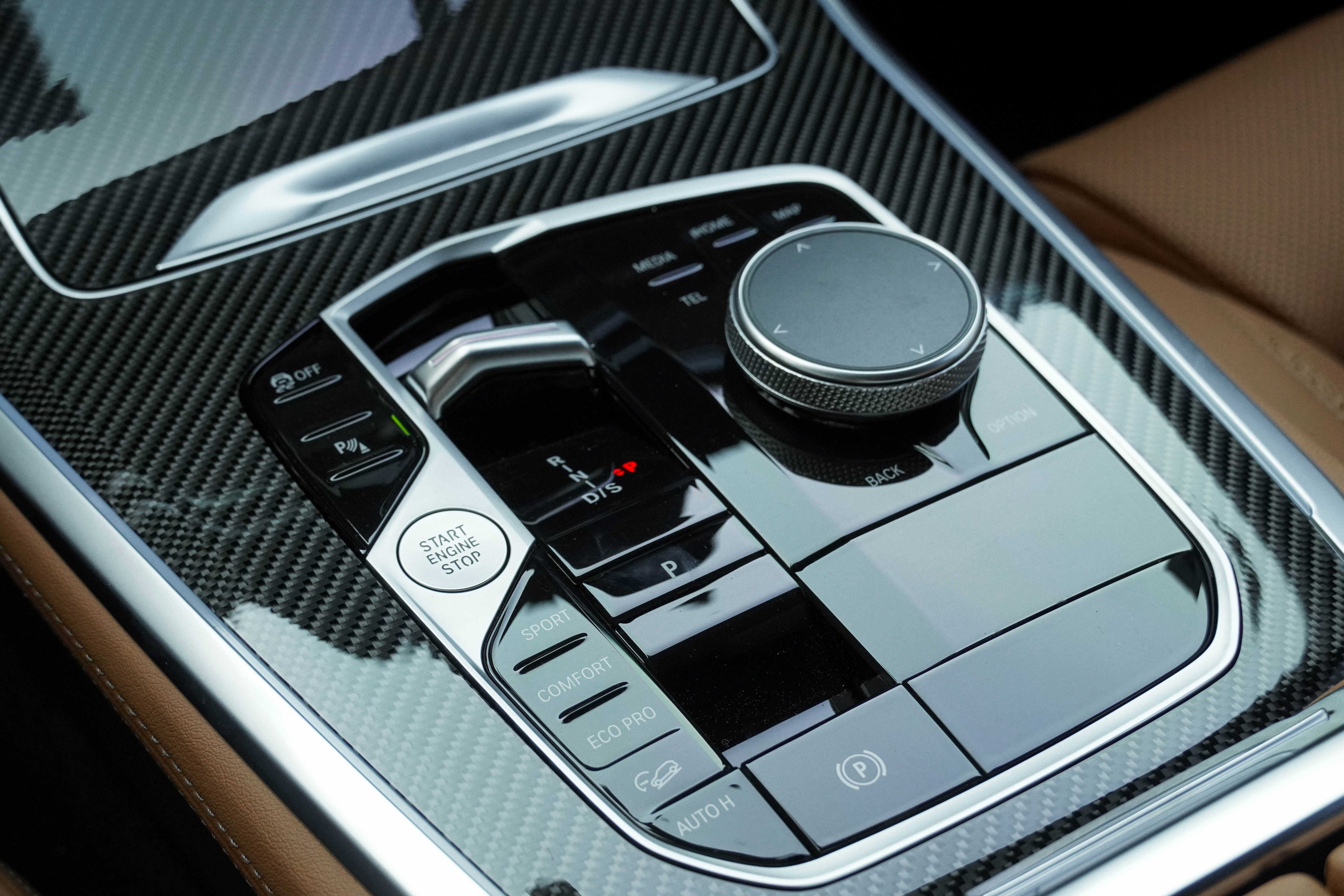 Certified 2026 BMW X5 M60i w/ Parking Assistance Package AWD/4WD image 30