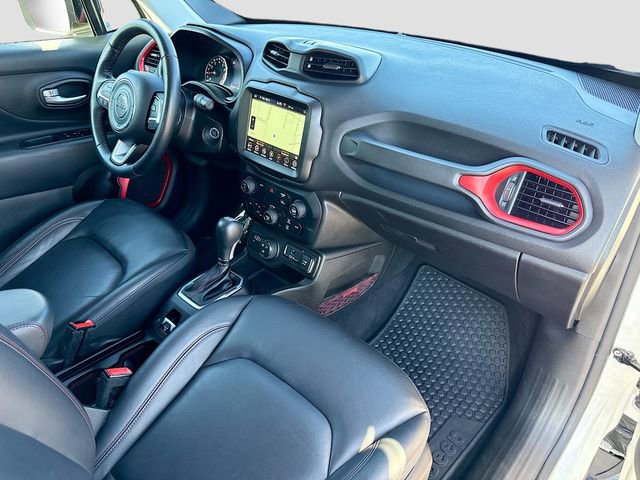 Used 2023 Jeep Renegade Trailhawk w/ Trailhawk Elite Group AWD/4WD image 27