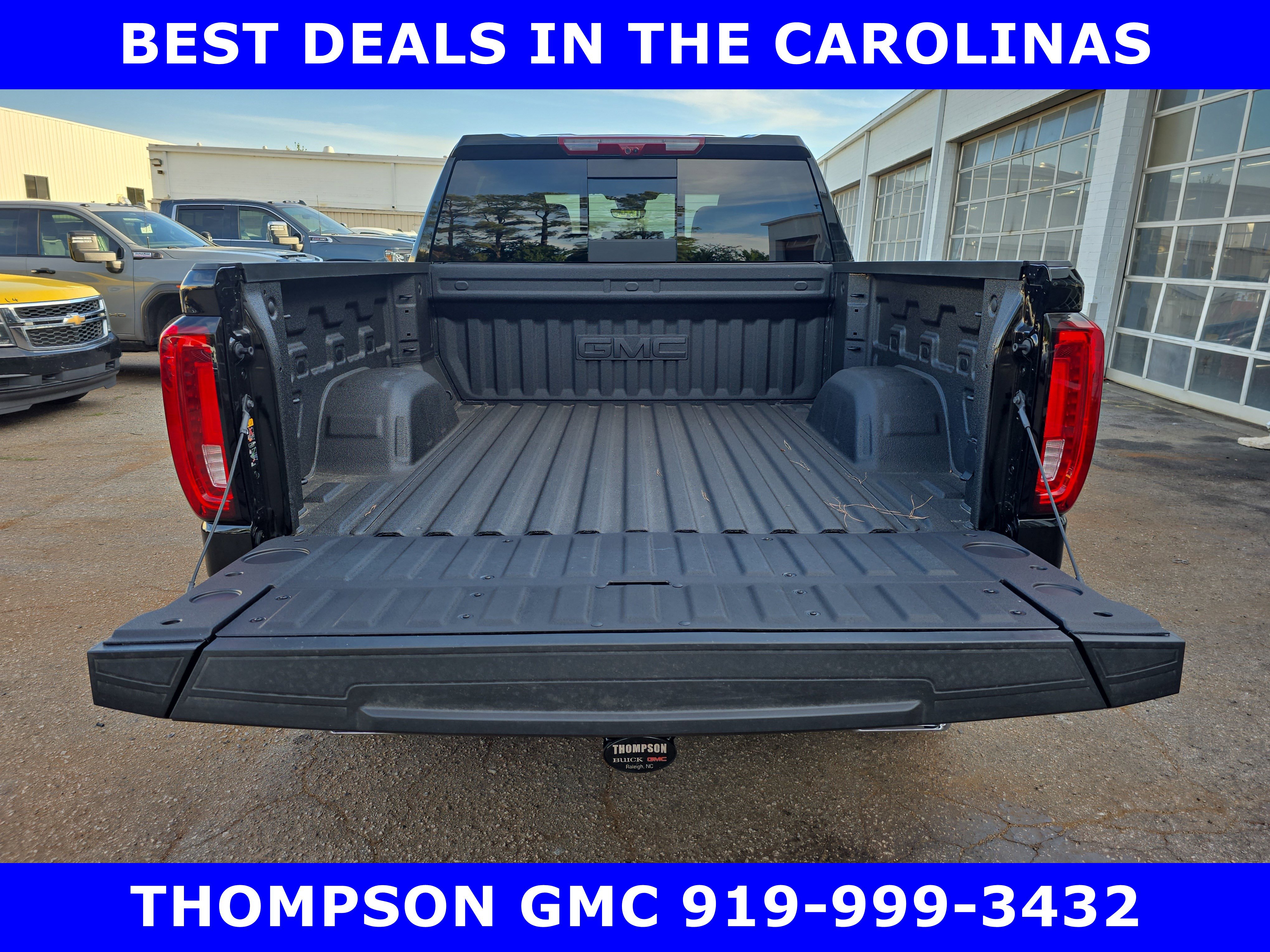 New 2026 GMC Sierra 1500 AT4 w/ Technology Package AWD/4WD image 15