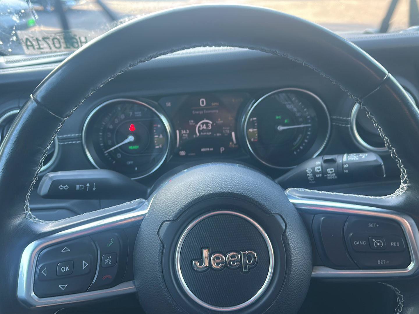 Used 2022 Jeep Wrangler Unlimited Sahara w/ Cold Weather Group AWD/4WD image 17