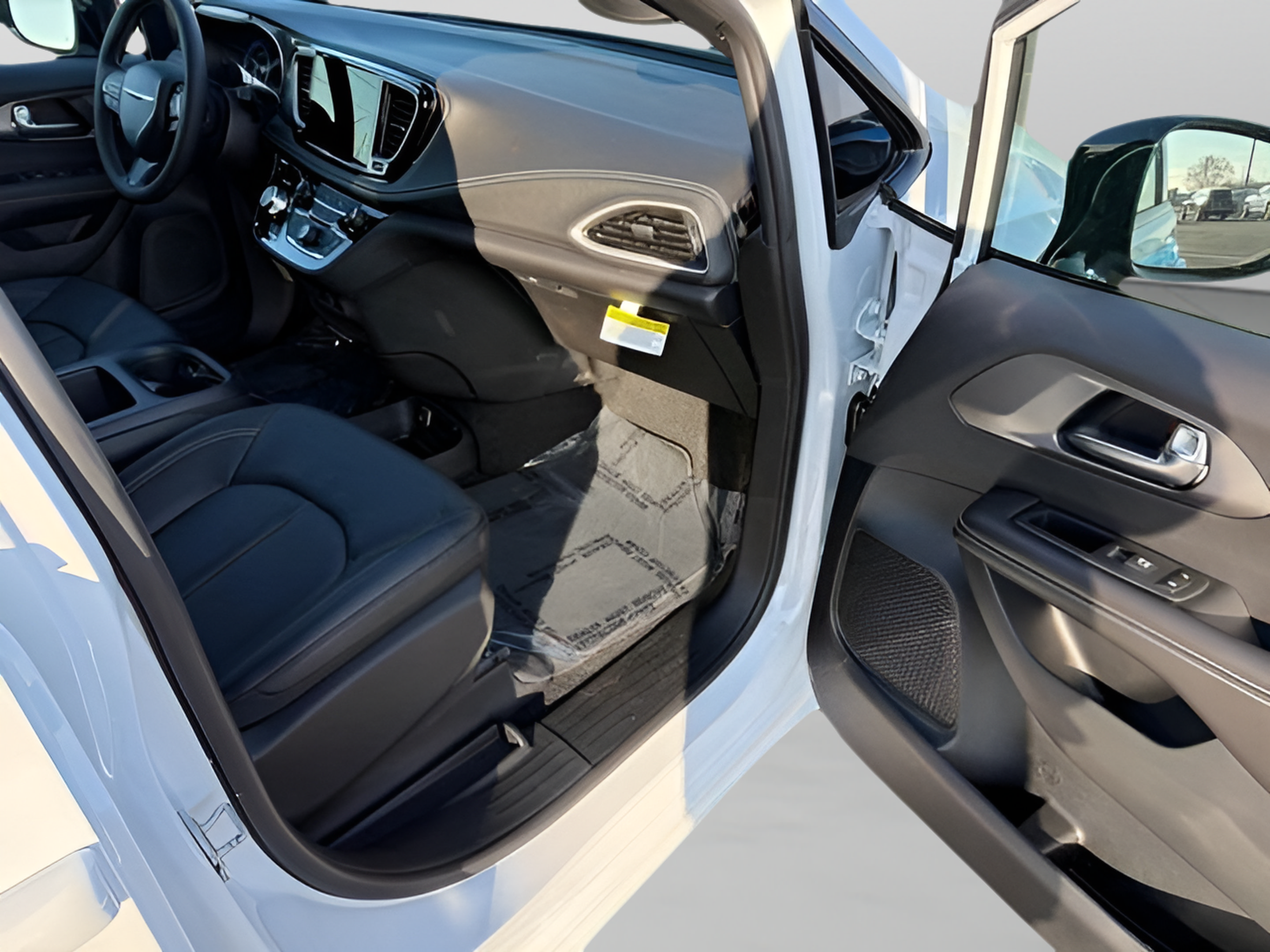 New 2026 Chrysler Pacifica Select w/ S Appearance Package FWD image 14