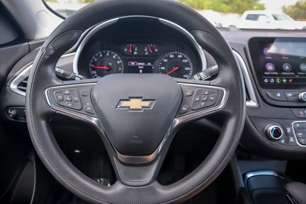 Used 2023 Chevrolet Malibu LT FWD image 11