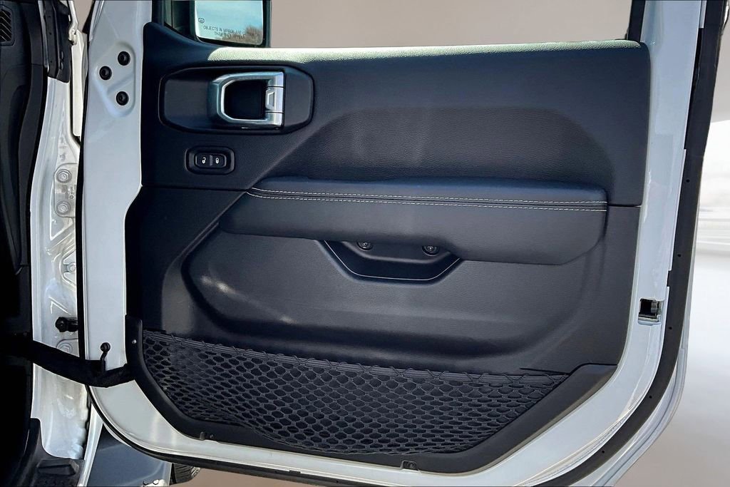 Used 2023 Jeep Wrangler Unlimited Sahara w/ Cold Weather Group image 27