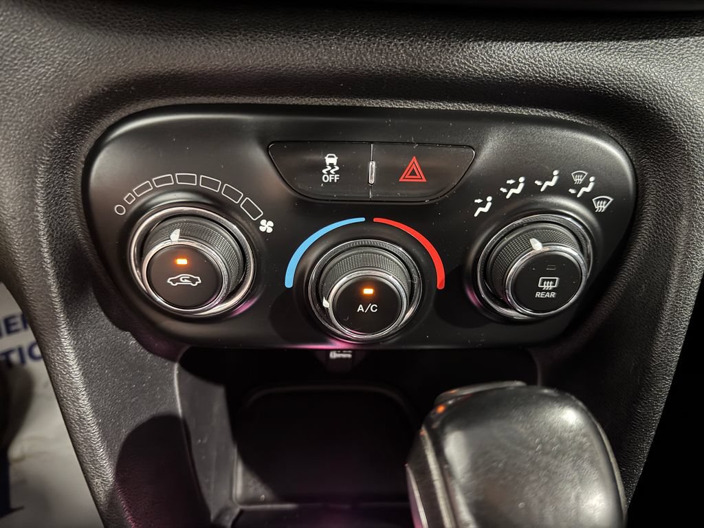 Used 2014 Dodge Dart SXT w/ California Appearance Package FWD image 26