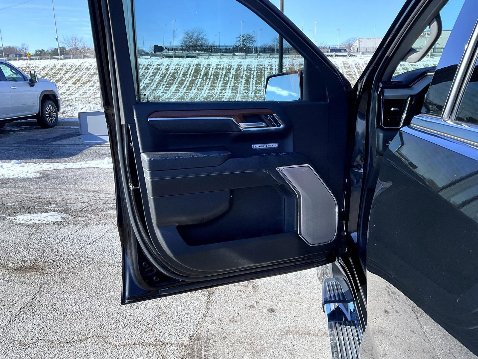 Certified 2023 GMC Sierra 1500 Denali w/ Technology Package image 9