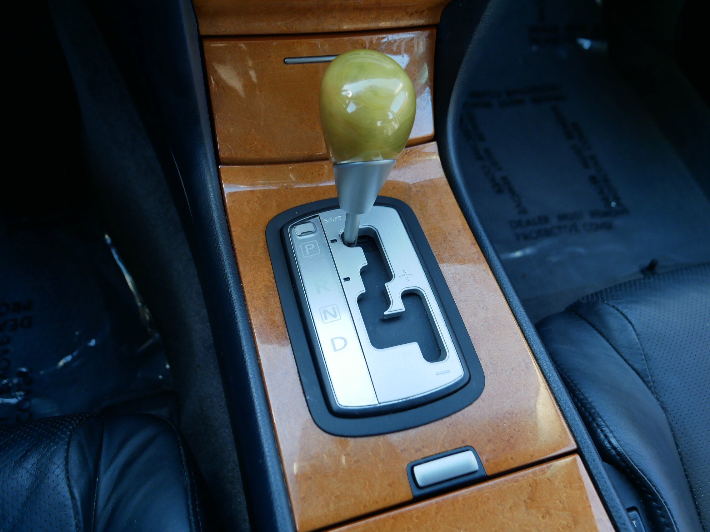 Used 2004 INFINITI M45 w/ Technology Pkg image 24