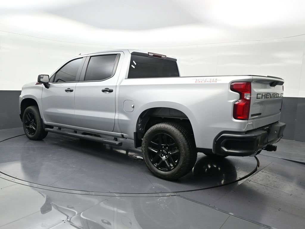 Used 2019 Chevrolet Silverado 1500 LT Trail Boss image 3