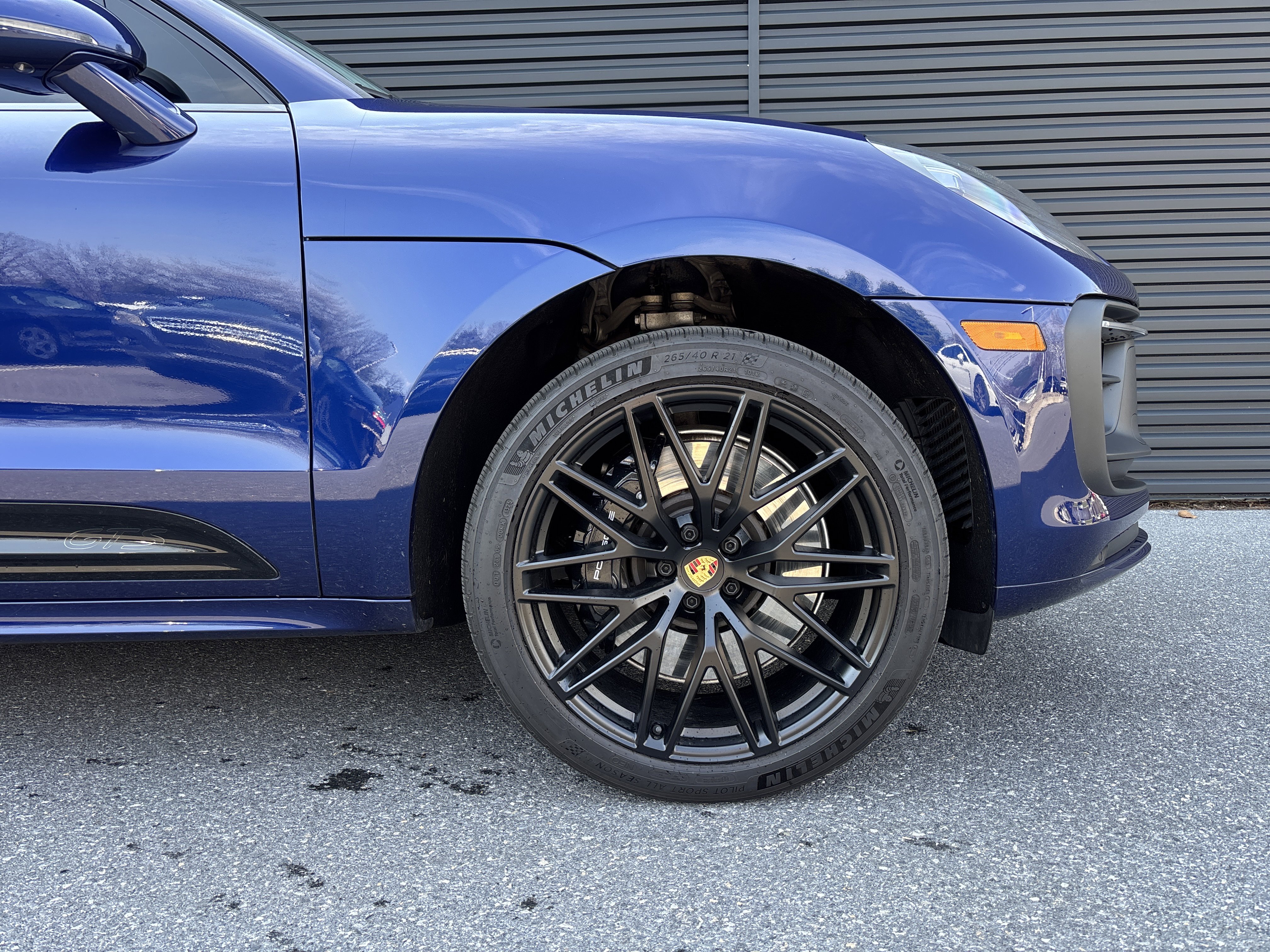 Certified 2023 Porsche Macan GTS AWD/4WD image 9