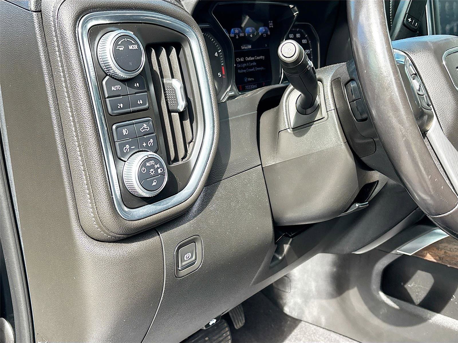 Used 2020 GMC Sierra 3500 Denali w/ Gooseneck/5TH Wheel Package AWD/4WD image 10