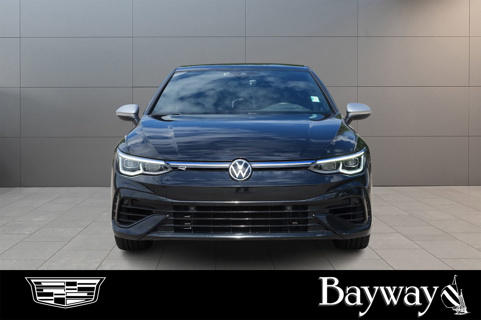 Used 2022 Volkswagen Golf R image 2