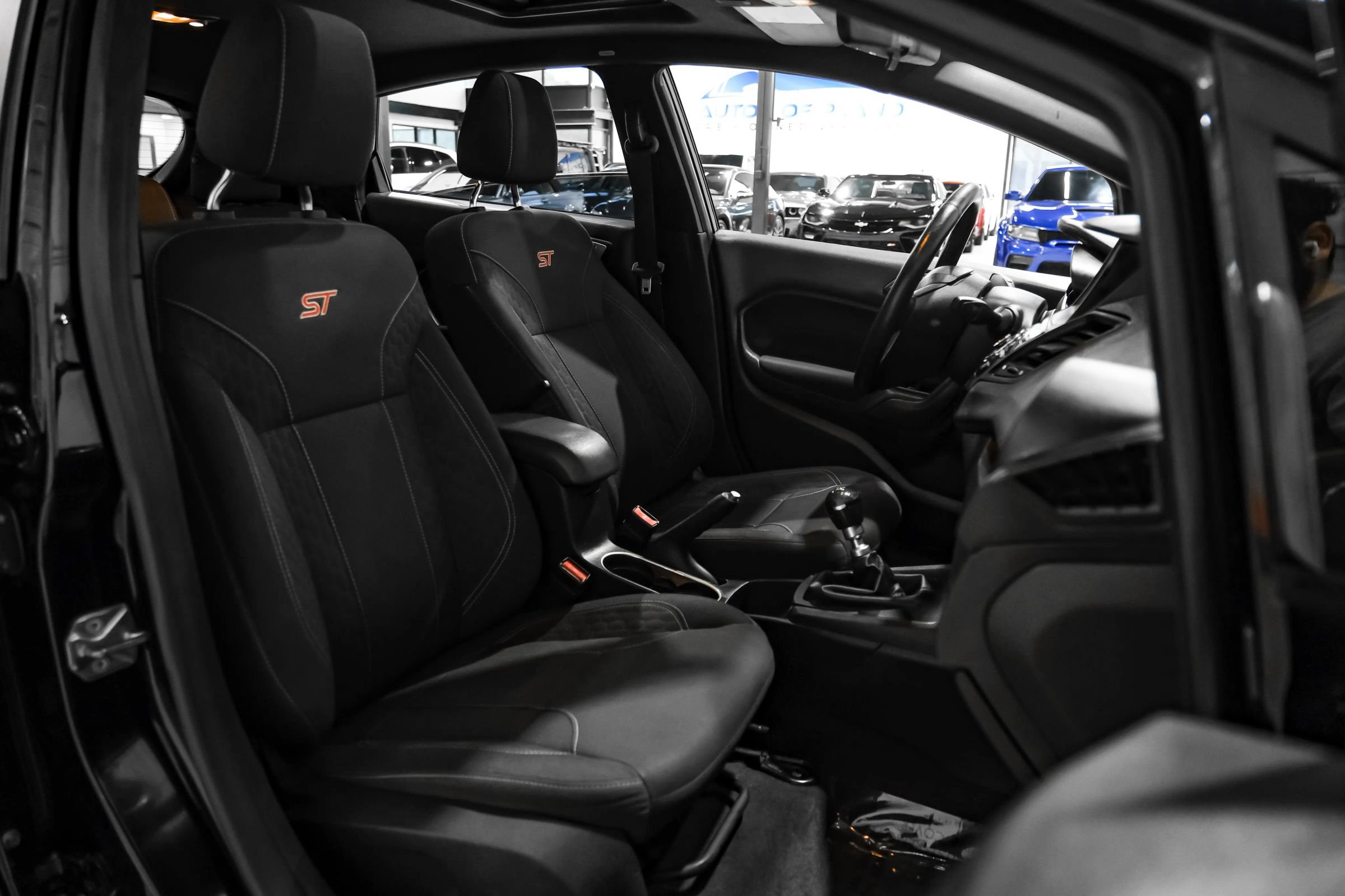 Used 2017 Ford Fiesta ST FWD image 36