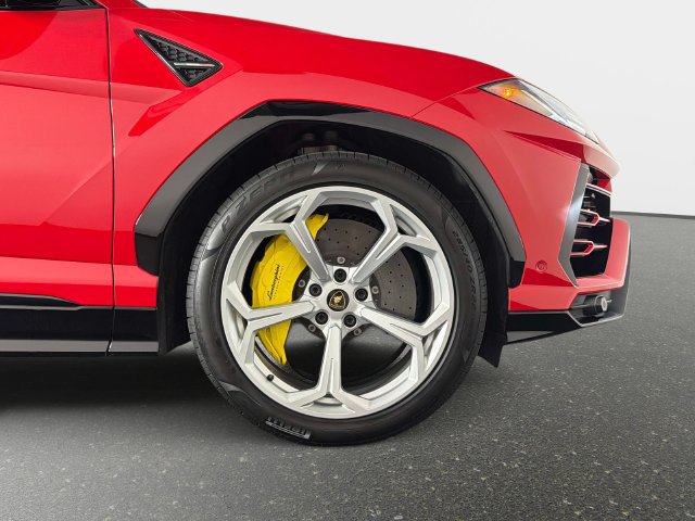 Used 2020 Lamborghini Urus AWD/4WD image 22